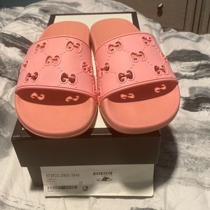 Gucci Slides
